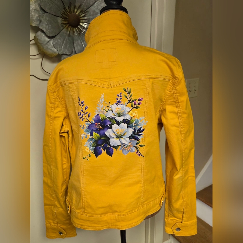 Guess Women's Bright Yellow Denim Jacket